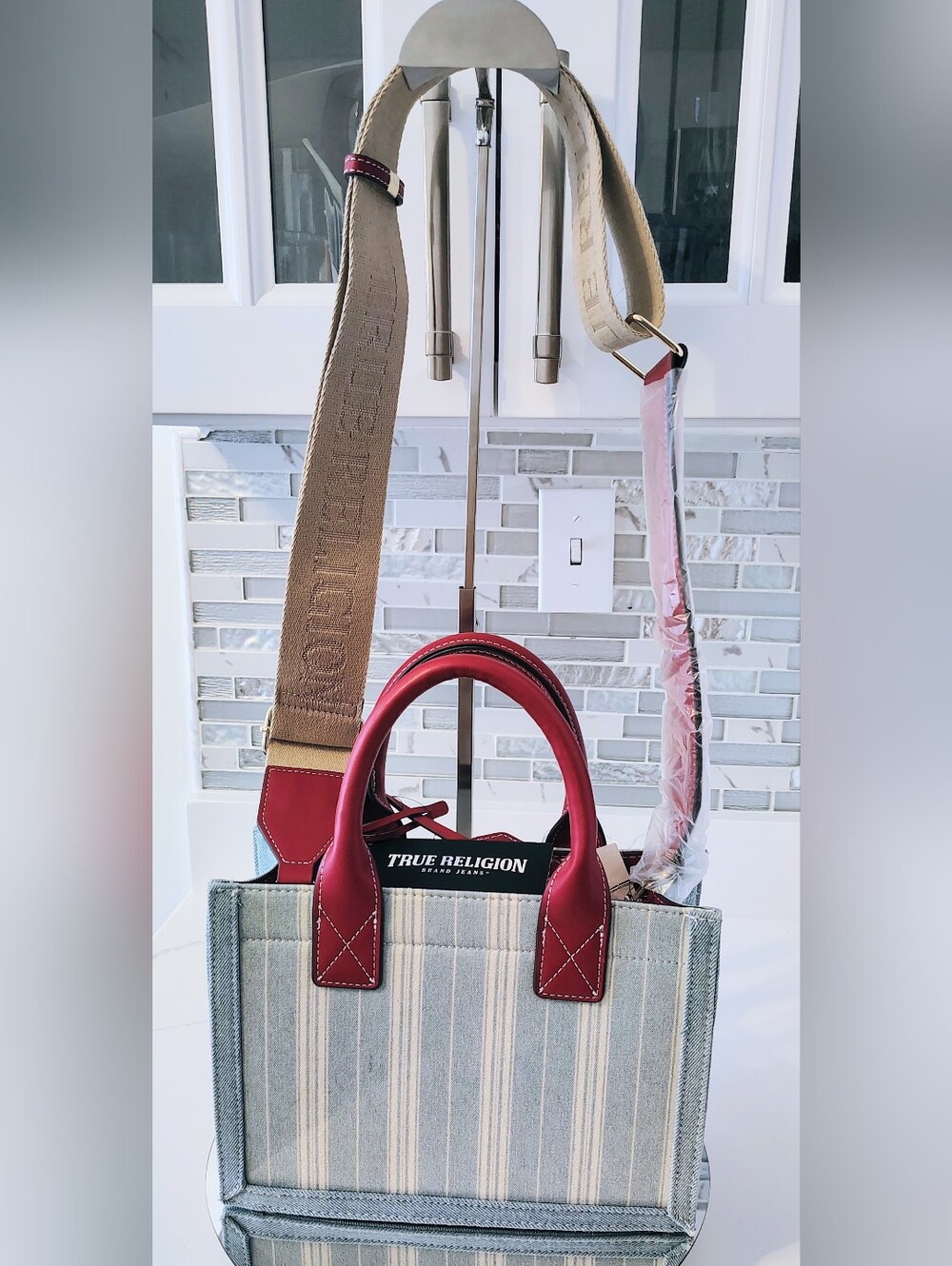 NWT True Religion Denim Tote Bag - Red Leather Trim - Picture 3 of 7